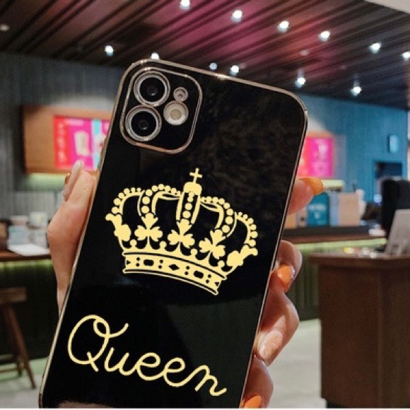 NIB Black and Gold Queen IPhone 13 Crown Pattern Electroplated Phone Case - Picture 3 of 8